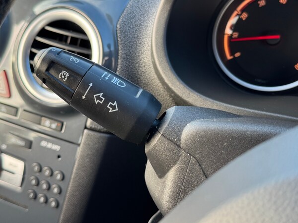 Used Vauxhall Corsa 2012 for sale - 76184217: Photo 19