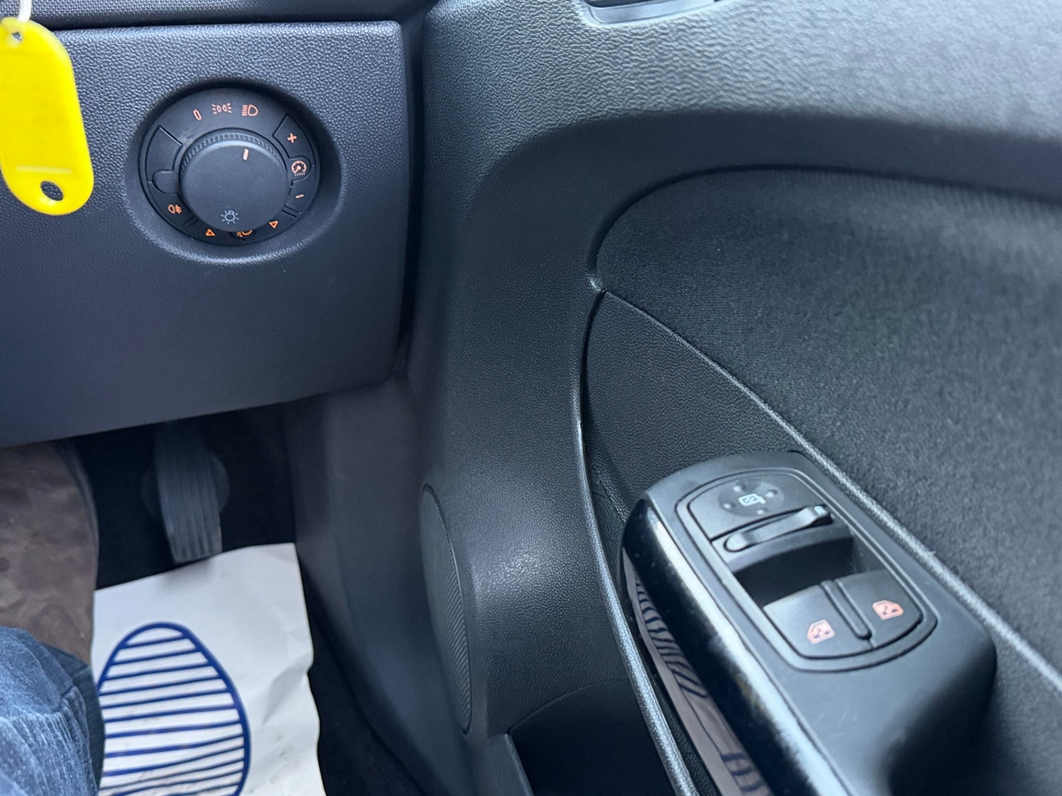 Used Vauxhall Corsa 2008 for sale - 77300787: Photo 20