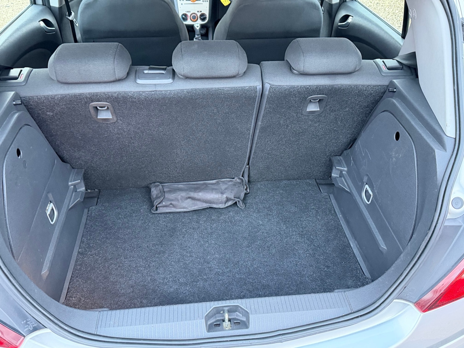 Used Vauxhall Corsa 2008 for sale - 77300787: Photo 25