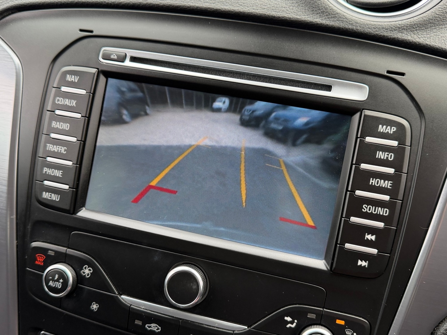 Used Ford Mondeo 2014 for sale - 77730912: Photo 18