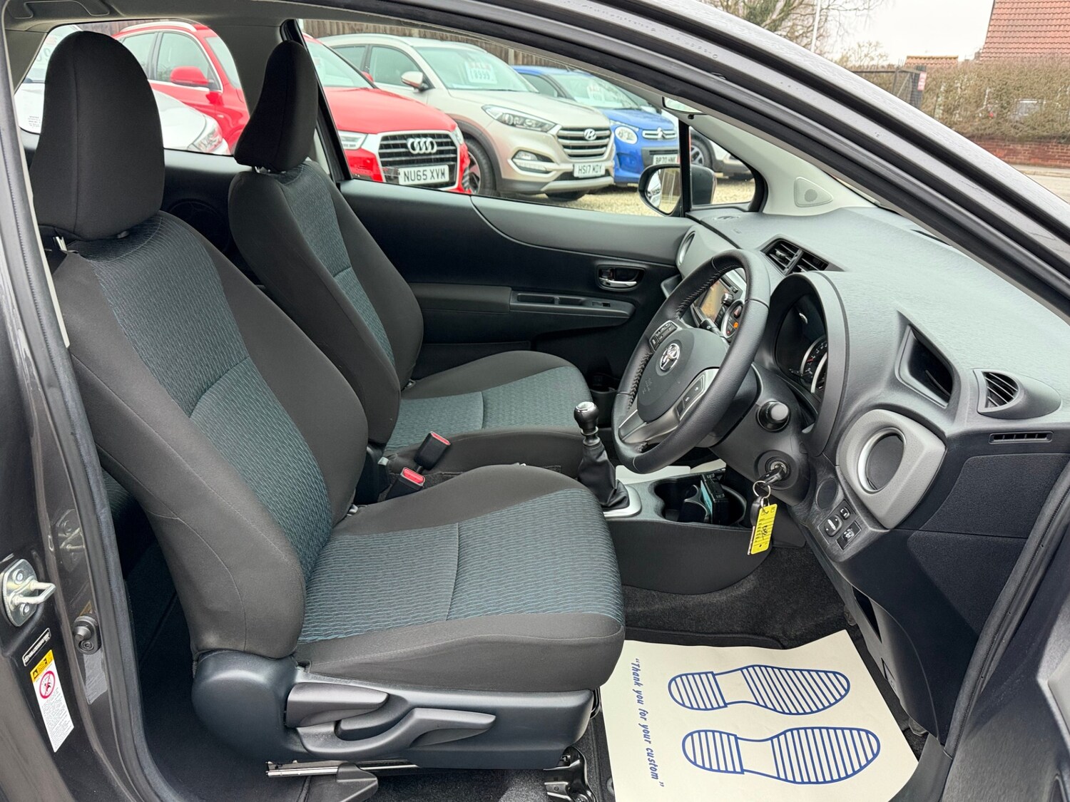 Used Toyota Yaris 2012 for sale - 77406539: Photo 14