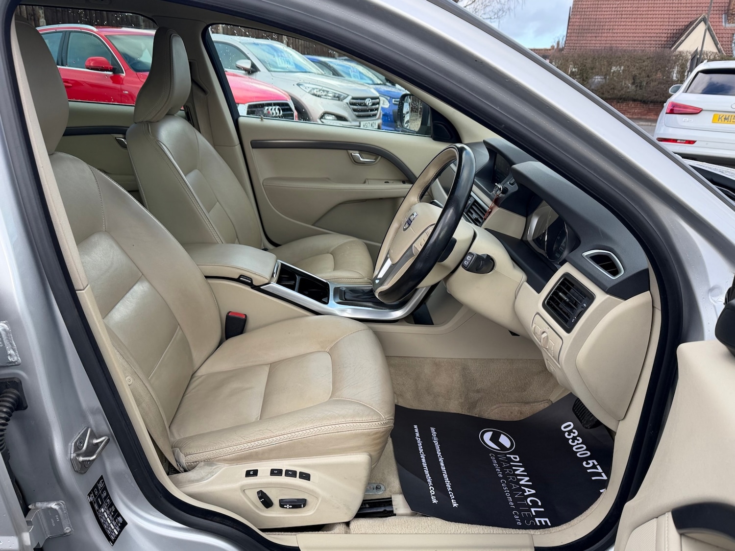 Used Volvo XC70 2015 for sale - 77392646: Photo 12