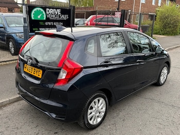 Used Honda Jazz 2020 for sale - 78180136: Photo