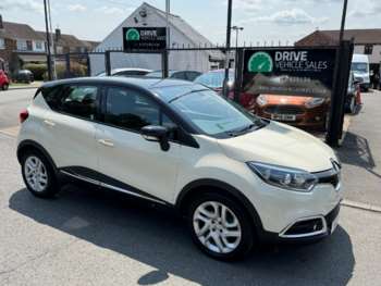 Used Renault Captur 2015 for sale - 74912517: Photo