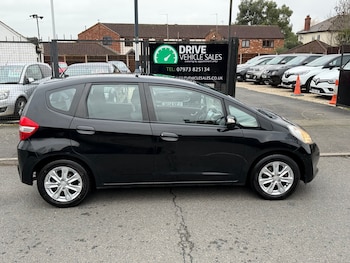 Used Honda Jazz 2013 for sale - 77036493: Photo