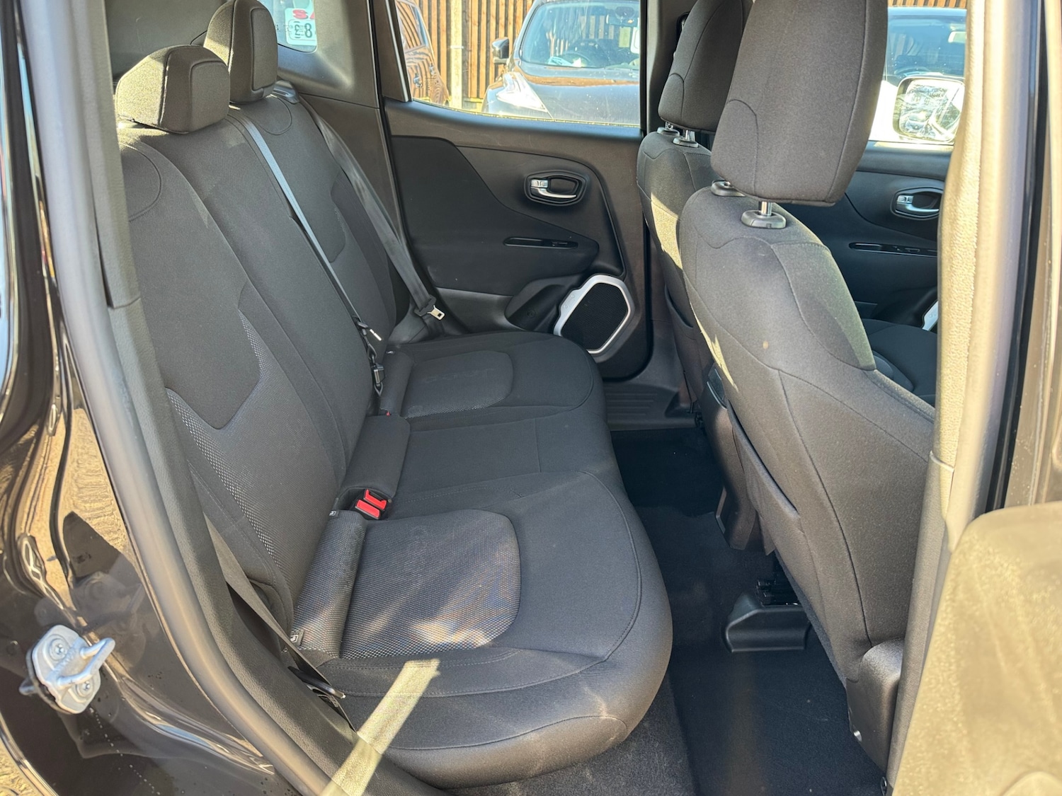 Used Jeep Renegade 2017 for sale - 76600008: Photo 14