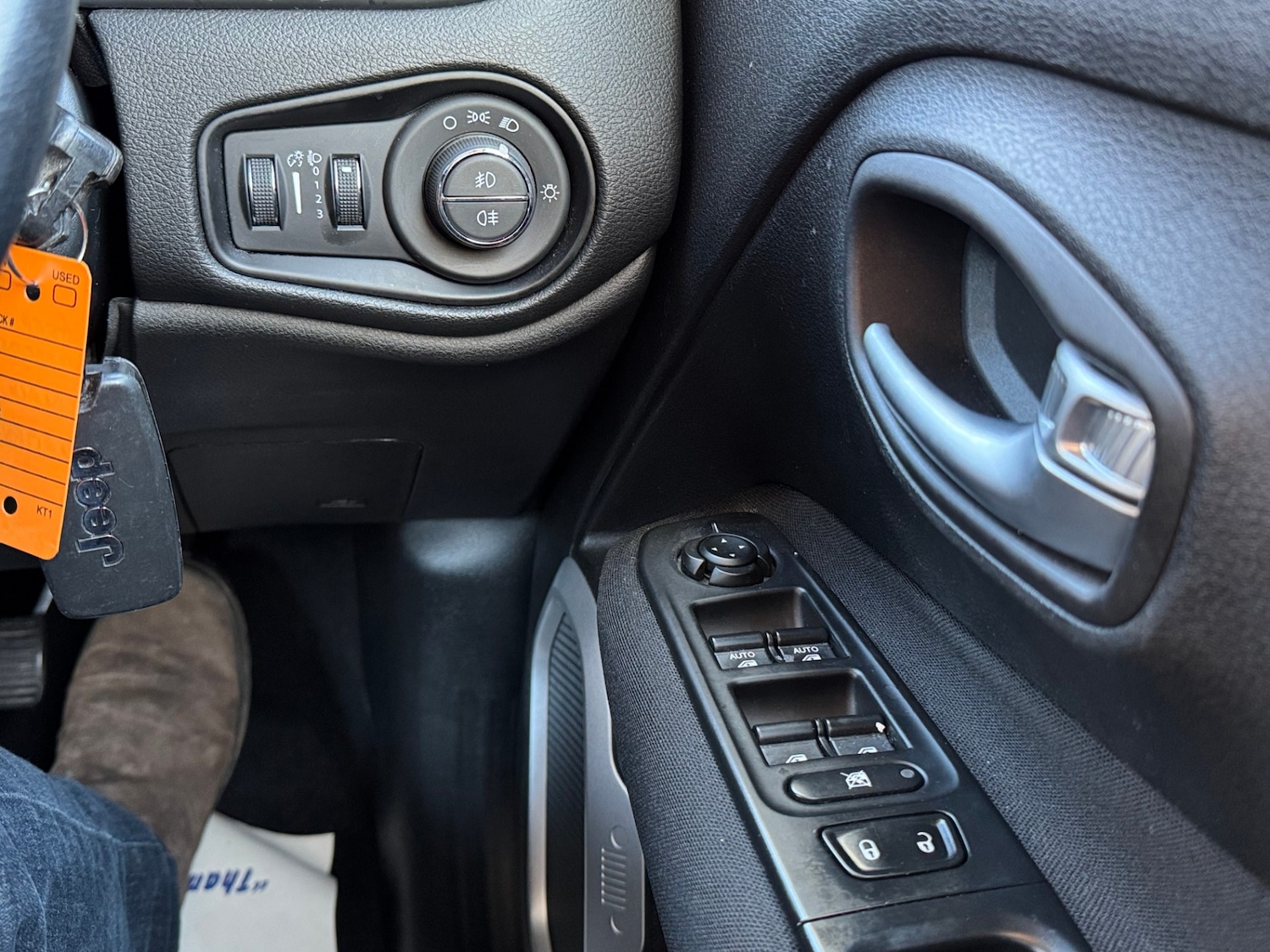 Used Jeep Renegade 2017 for sale - 76600008: Photo 21