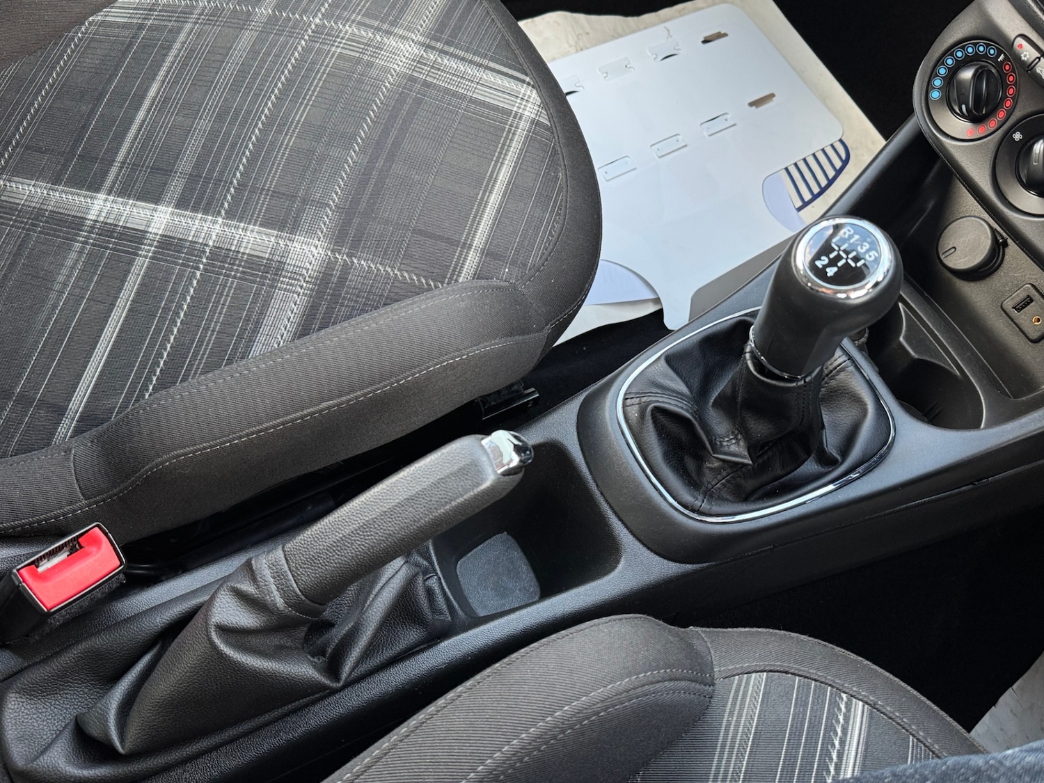 Used Vauxhall Corsa 2016 for sale - 76982920: Photo 16