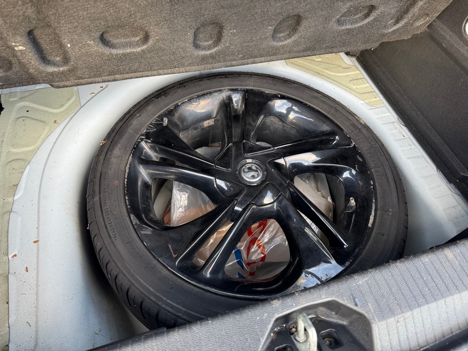 Used Vauxhall Corsa 2016 for sale - 76982920: Photo 23