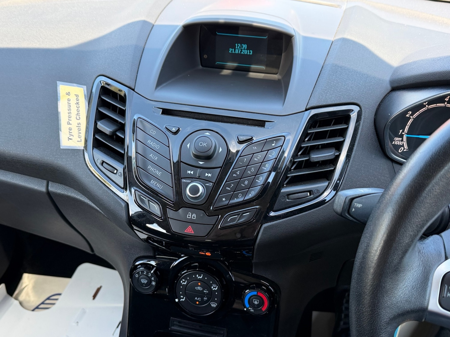 Used Ford Fiesta 2013 for sale - 78151033: Photo 18