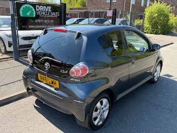 Used Toyota AYGO 2011 for sale - 78355708: Photo