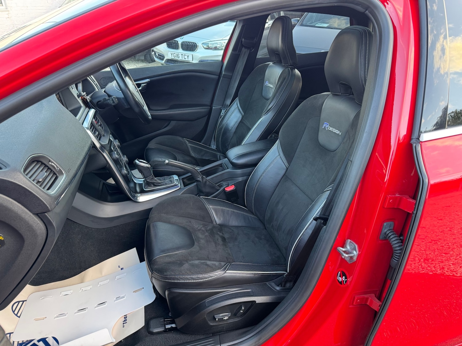 Used Volvo V40 2014 for sale - 76393783: Photo 13