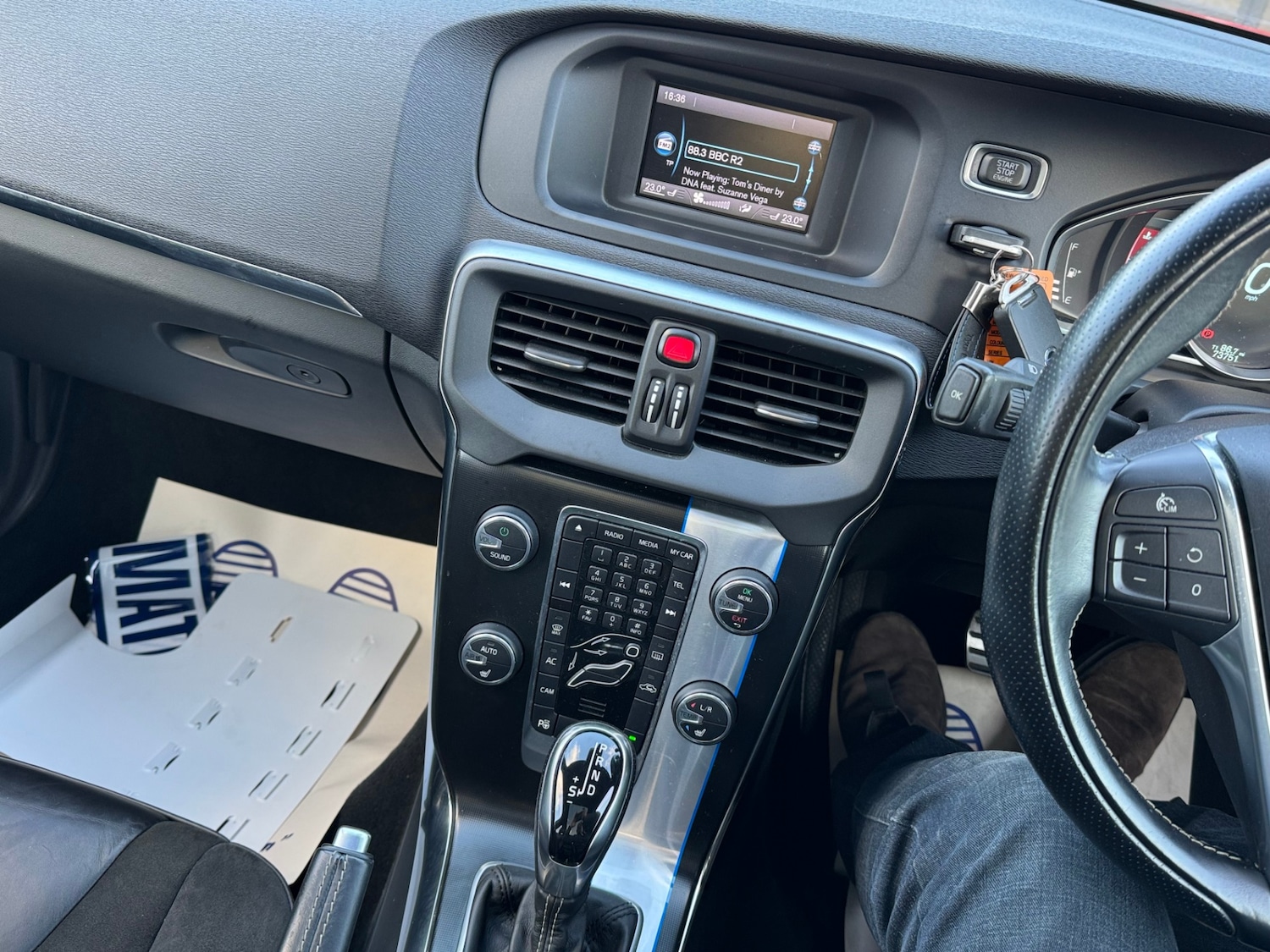 Used Volvo V40 2014 for sale - 76393783: Photo 17