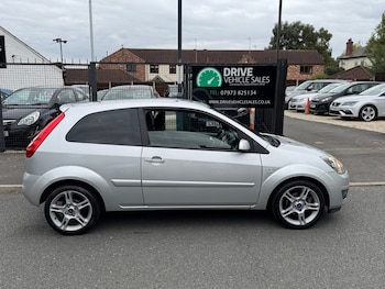 Used Ford Fiesta 2008 for sale - 76078873: Photo