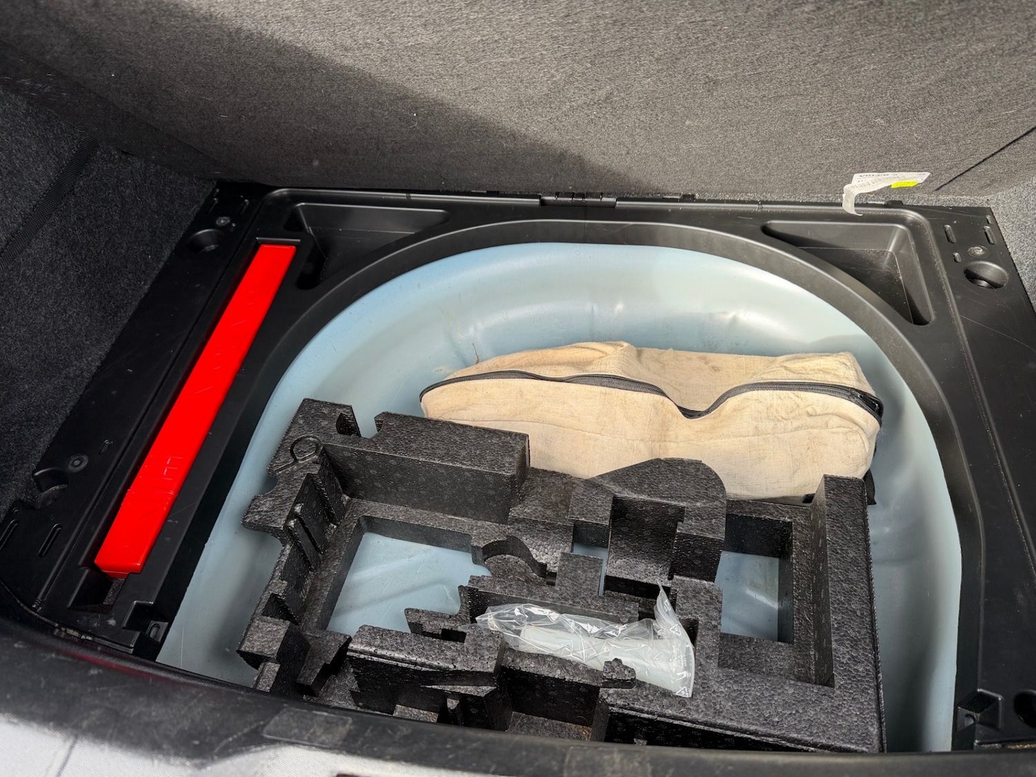 Used Volvo V40 2015 for sale - 78144234: Photo 20