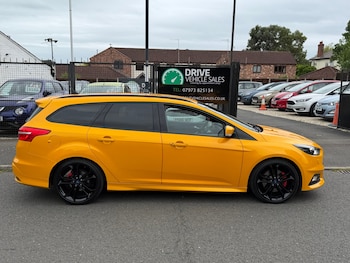 Used Ford Focus 2016 for sale - 78765740: Photo