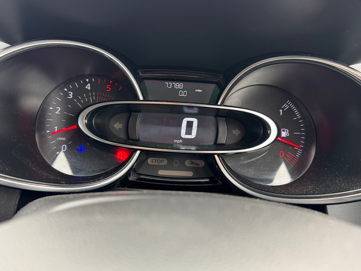 Used Renault Clio 2018 for sale - 76492309: Photo 11