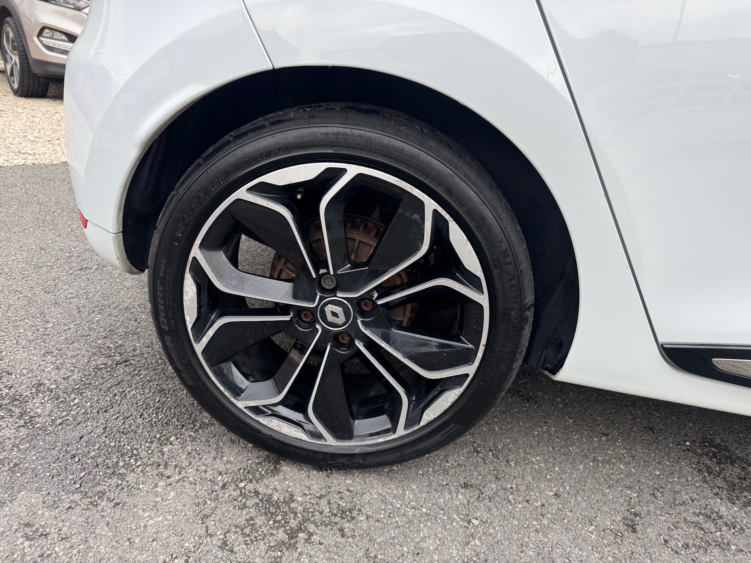 Used Renault Clio 2018 for sale - 76492309: Photo 26