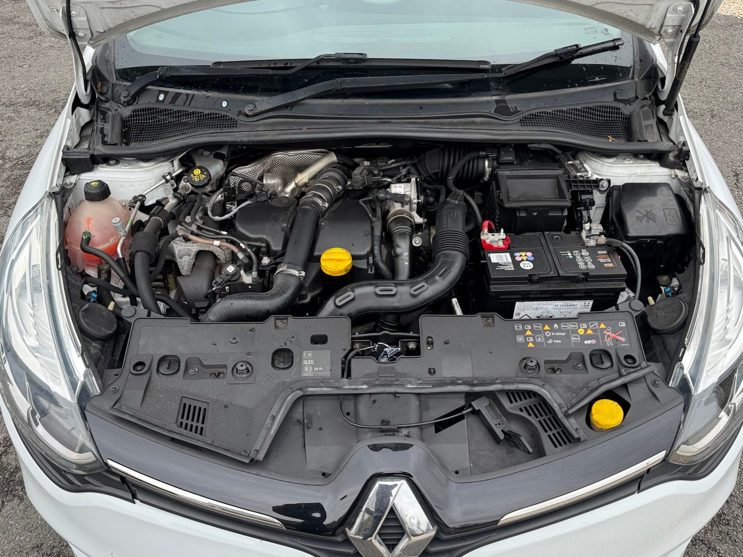 Used Renault Clio 2018 for sale - 76492309: Photo 9