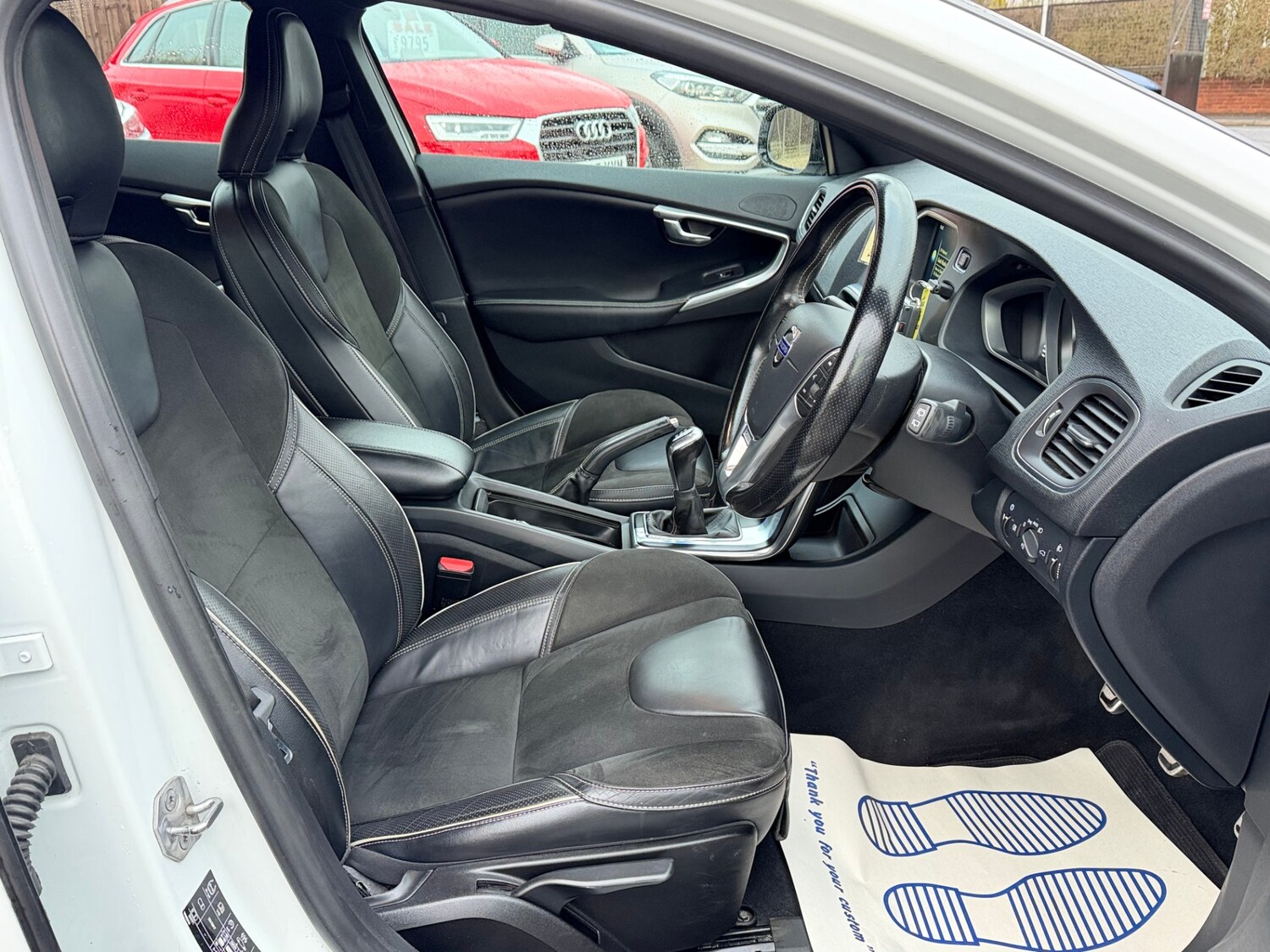 Used Volvo V40 2015 for sale - 77381034: Photo 11