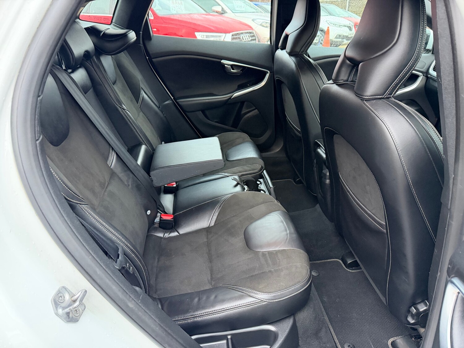 Used Volvo V40 2015 for sale - 77381034: Photo 13