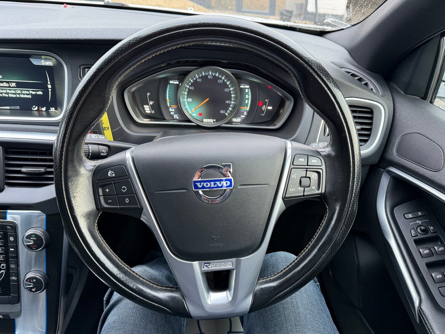 Used Volvo V40 2015 for sale - 77381034: Photo 14