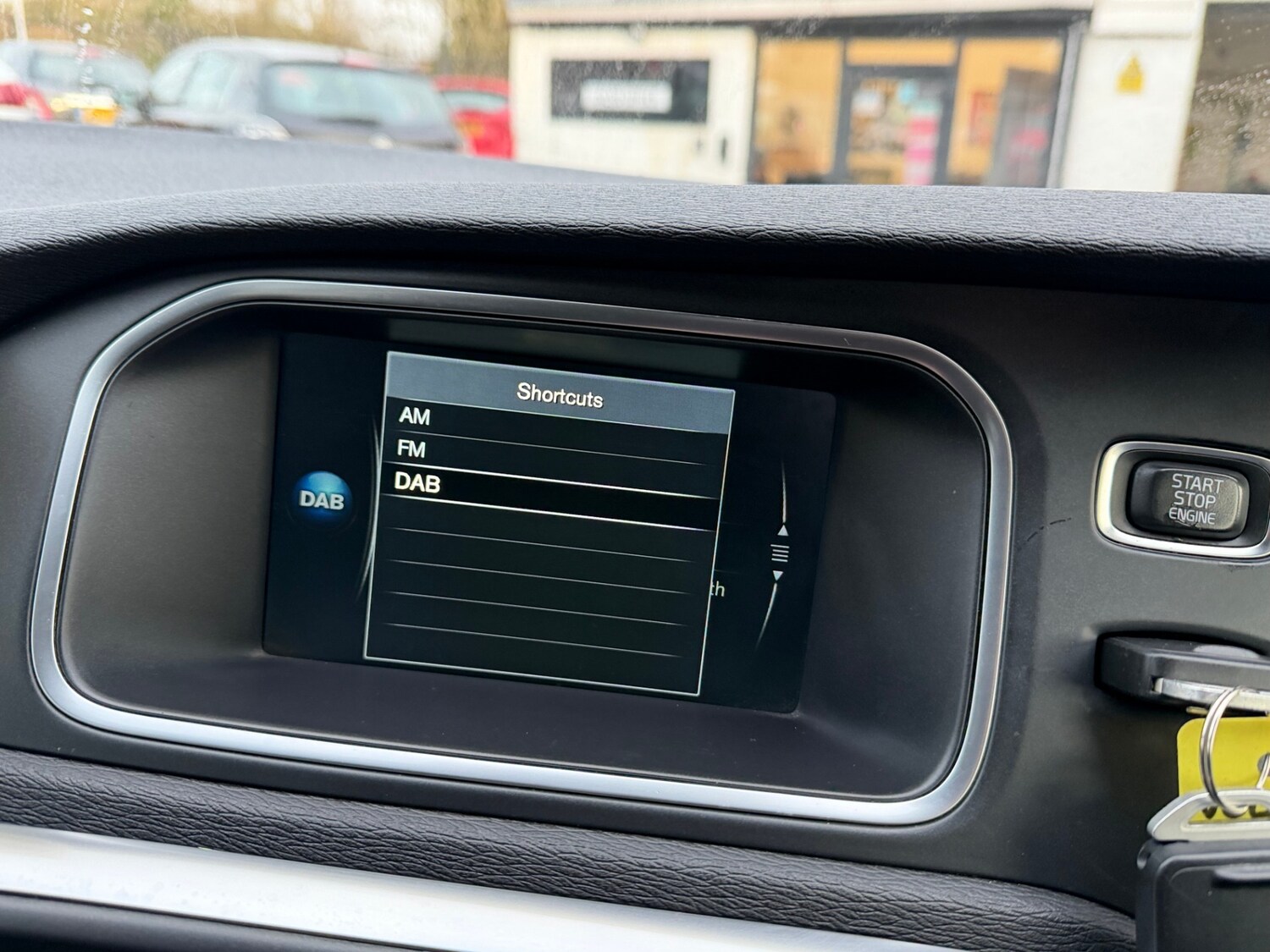 Used Volvo V40 2015 for sale - 77381034: Photo 18