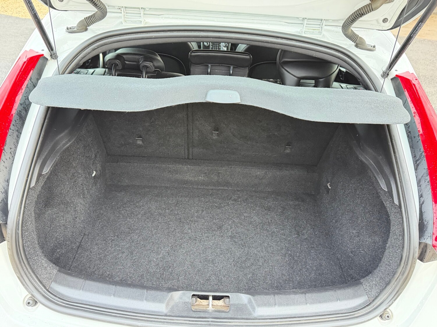 Used Volvo V40 2015 for sale - 77381034: Photo 23