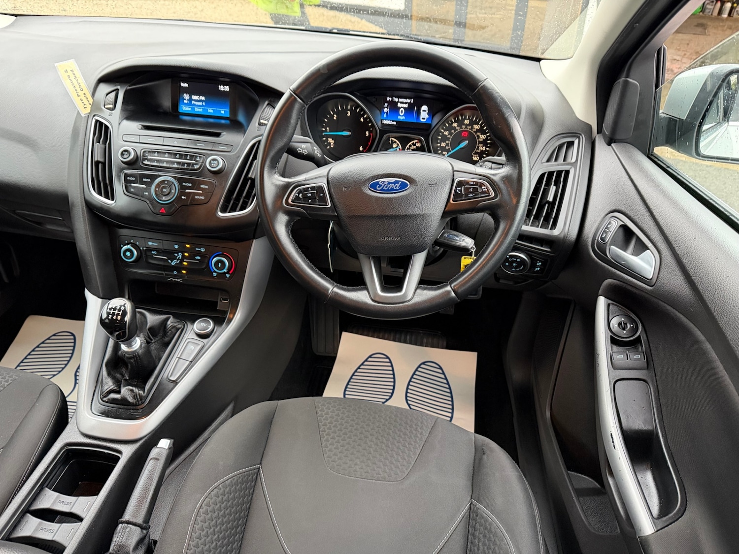 Used Ford Focus 2015 for sale - 77532160: Photo 12