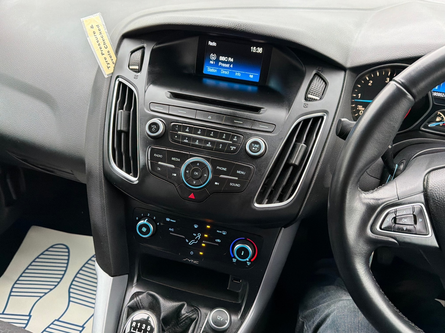 Used Ford Focus 2015 for sale - 77532160: Photo 18