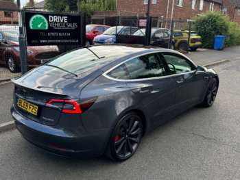 Used Tesla Model 3 2019 for sale - 74949790: Photo