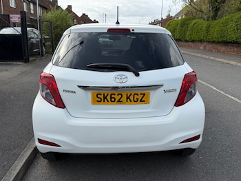 Used Toyota Yaris 2012 for sale - 78270387: Photo