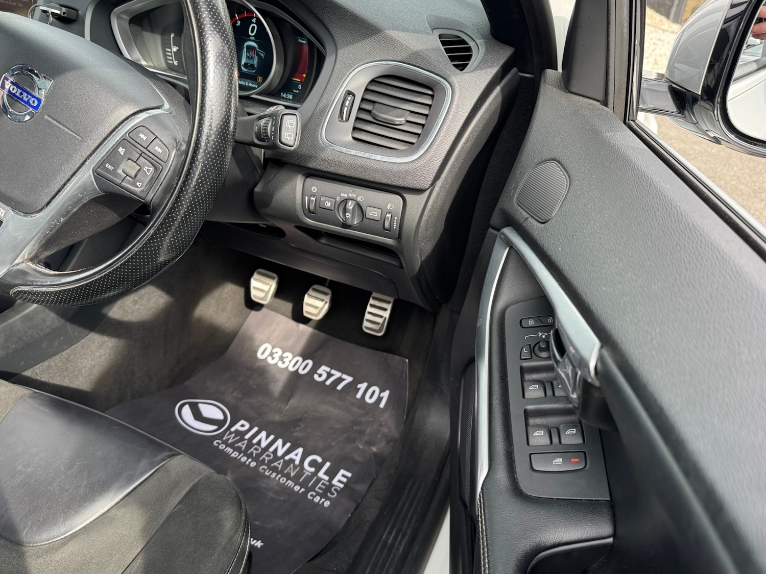 Used Volvo V40 2015 for sale - 76114468: Photo 16