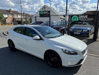 Volvo - V40