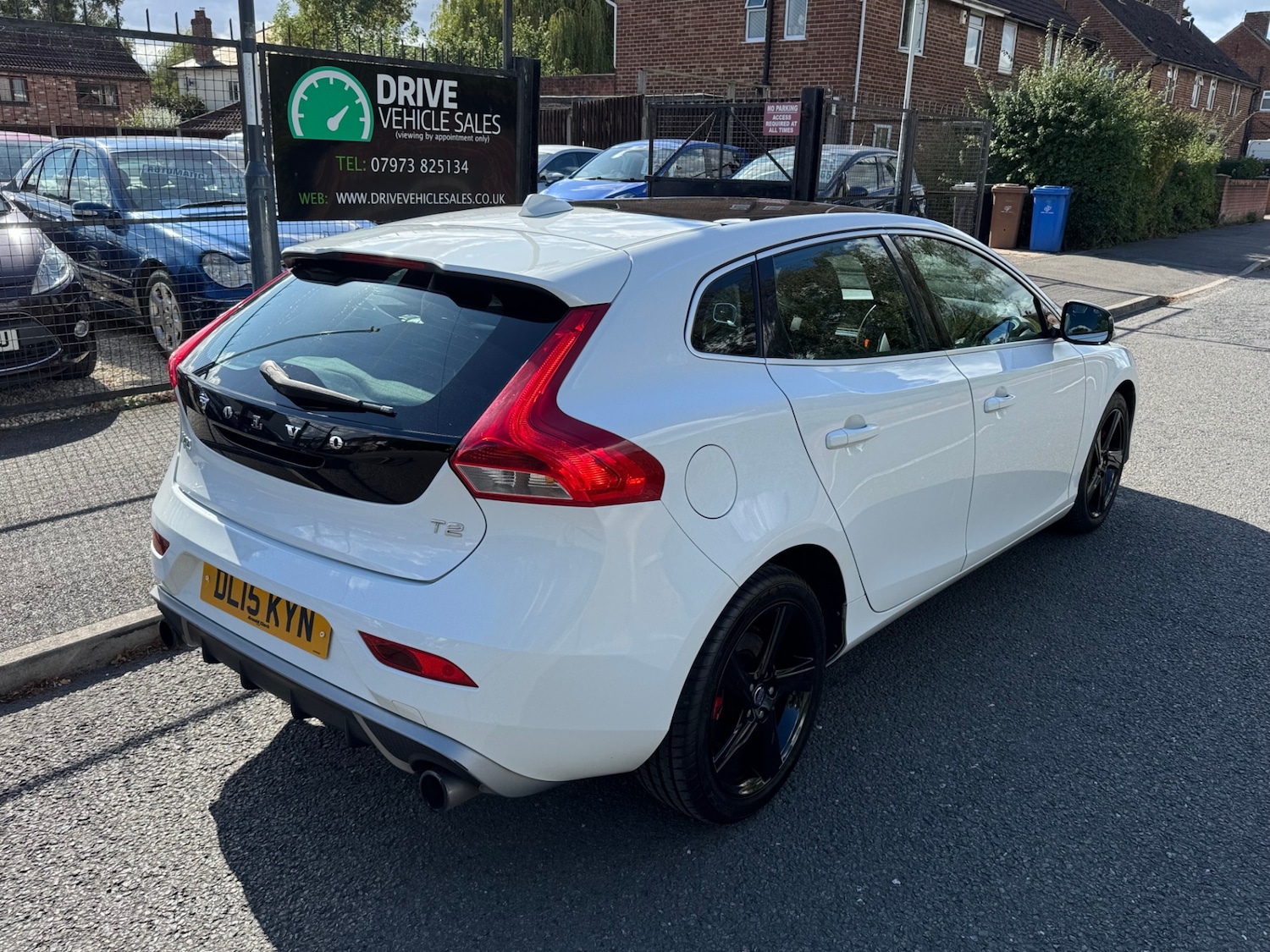 Used Volvo V40 2015 for sale - 76114468: Photo 4