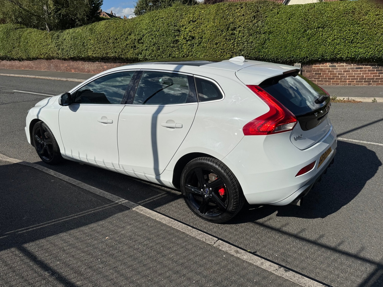 Used Volvo V40 2015 for sale - 76114468: Photo 6