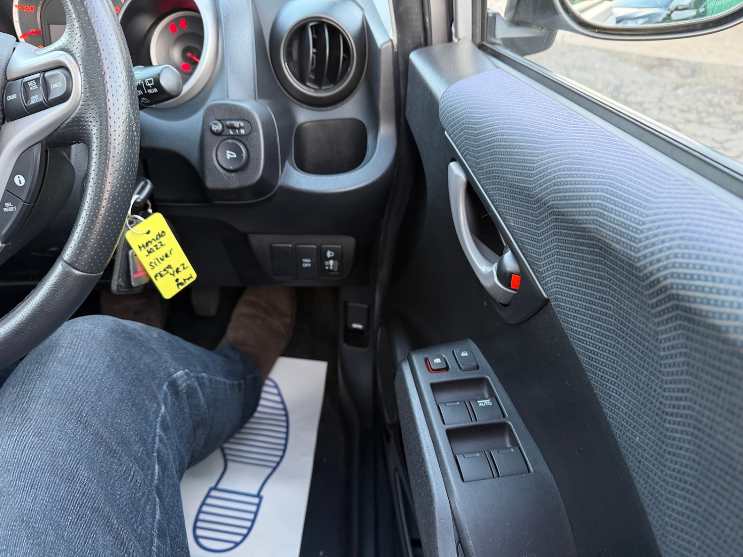 Used Honda Jazz 2009 for sale - 77653877: Photo 20