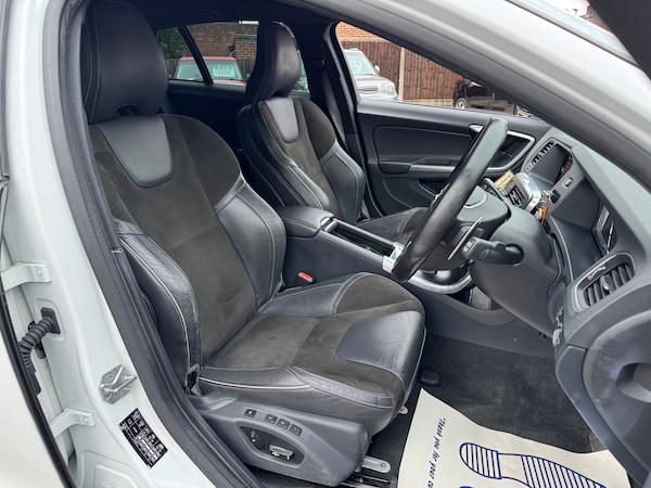 Used Volvo V60 2015 for sale - 76221960: Photo 13