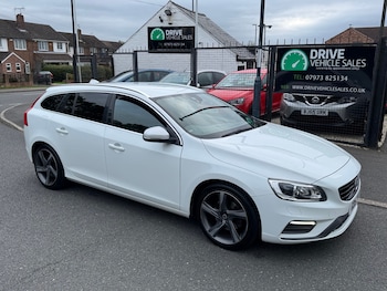 2015 (15) - D4 [190] R DESIGN Lux Nav 5dr Geartronic Auto