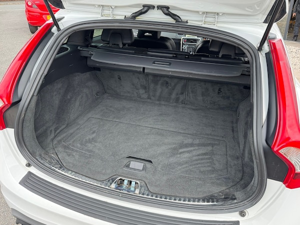 Used Volvo V60 2015 for sale - 76221960: Photo 27