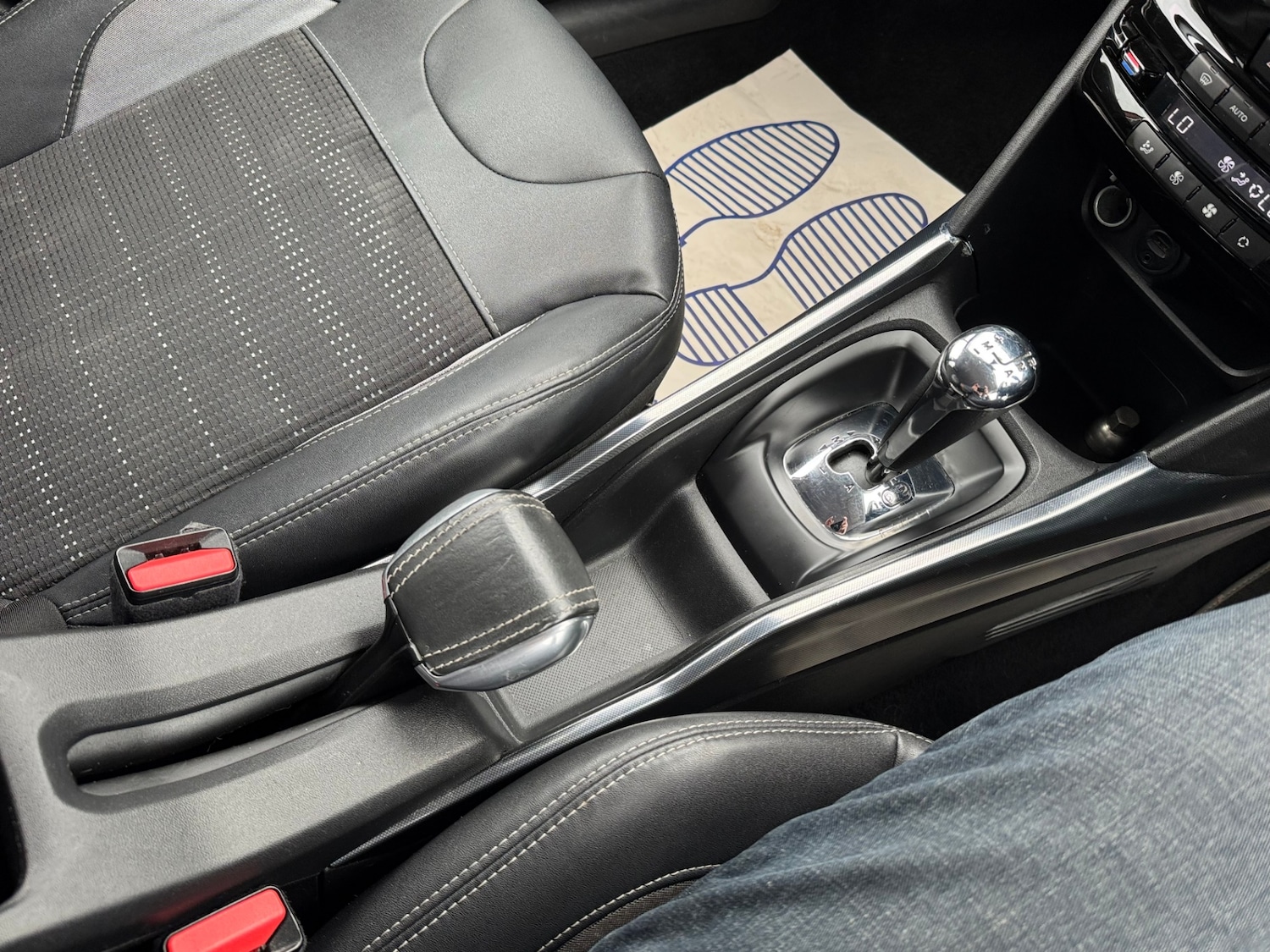 Used Peugeot 2008 2014 for sale - 76450477: Photo 16