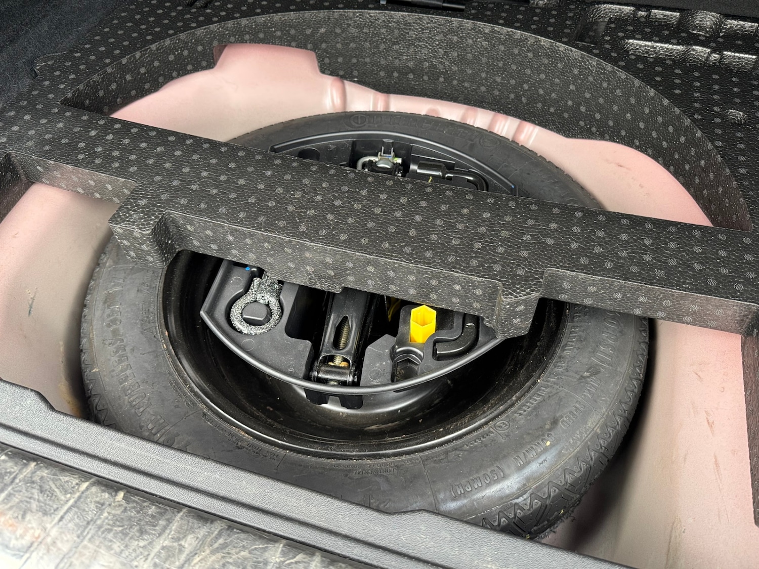 Used Peugeot 2008 2014 for sale - 76450477: Photo 26