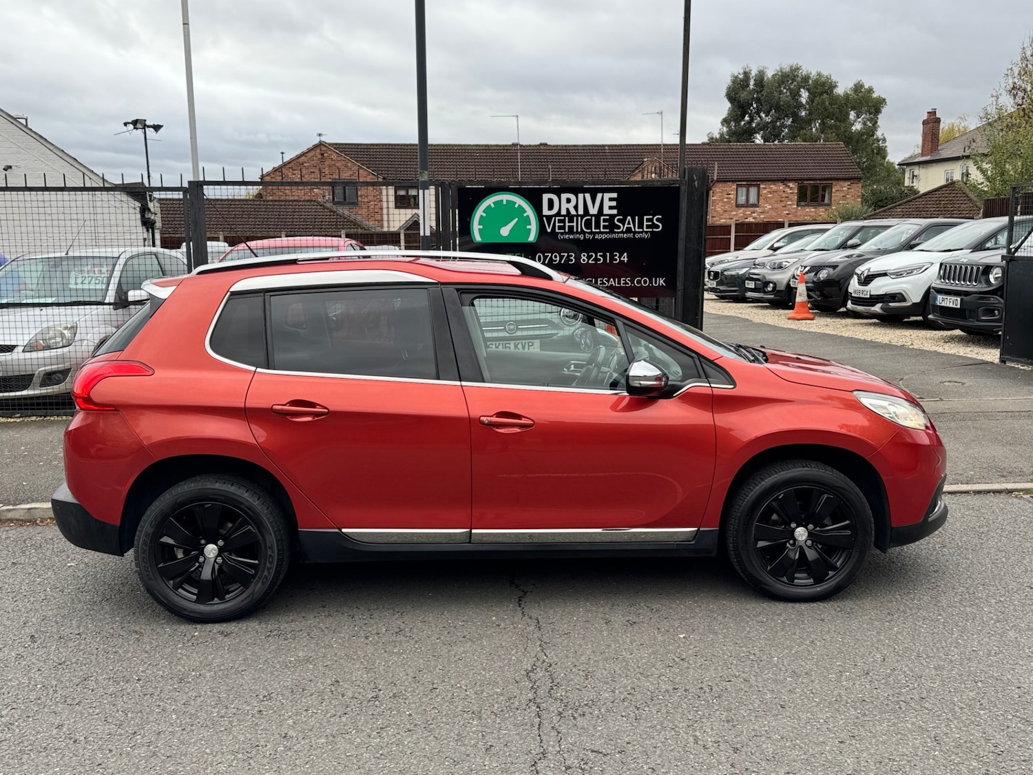 Used Peugeot 2008 2014 for sale - 76450477: Photo 3