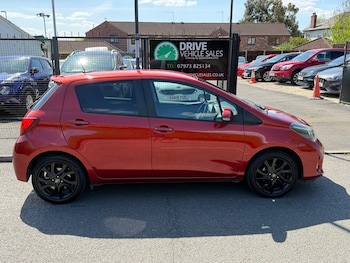 Used Toyota Yaris 2015 for sale - 78326018: Photo