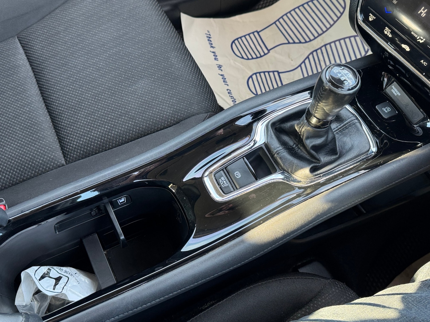 Used Honda HR-V 2017 for sale - 76640100: Photo 17