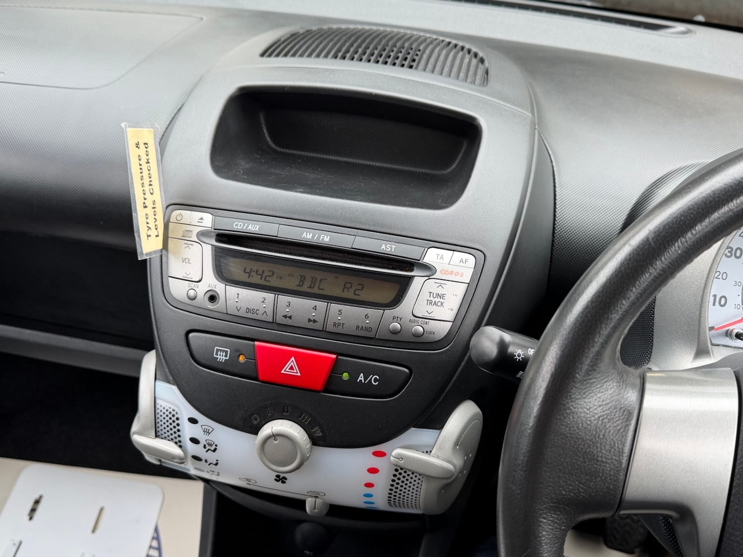 Used Toyota AYGO 2013 for sale - 77689365: Photo 17