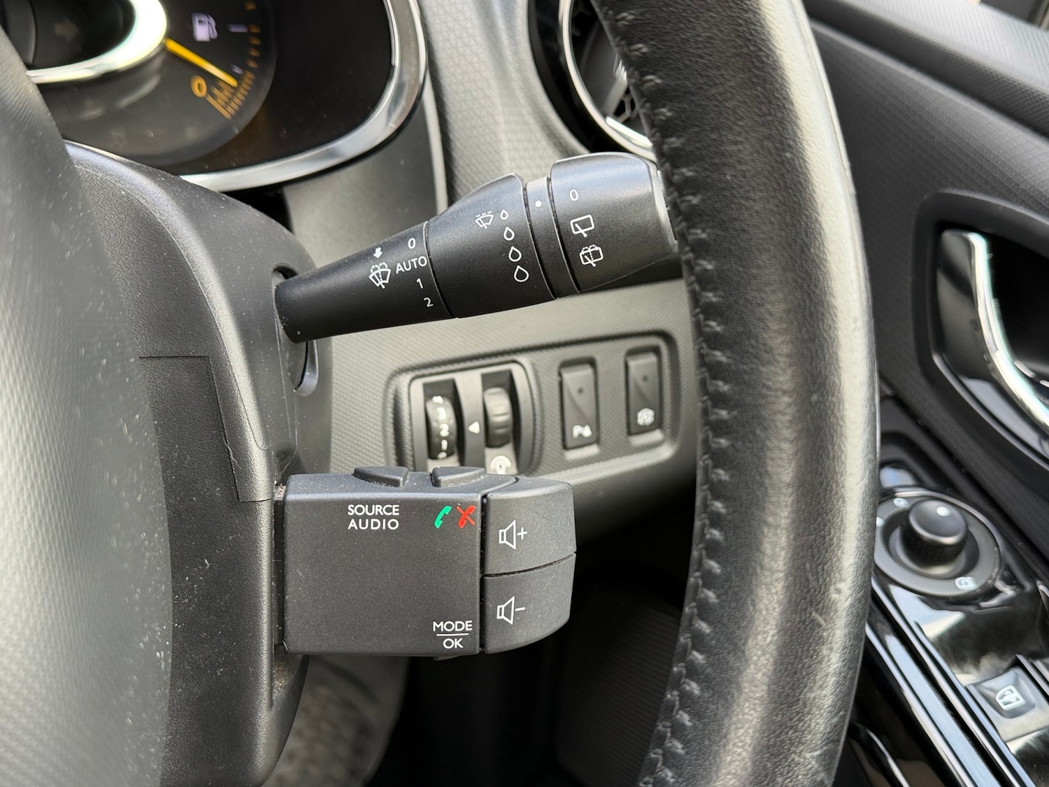 Used Renault Clio 2014 for sale - 78212122: Photo 23