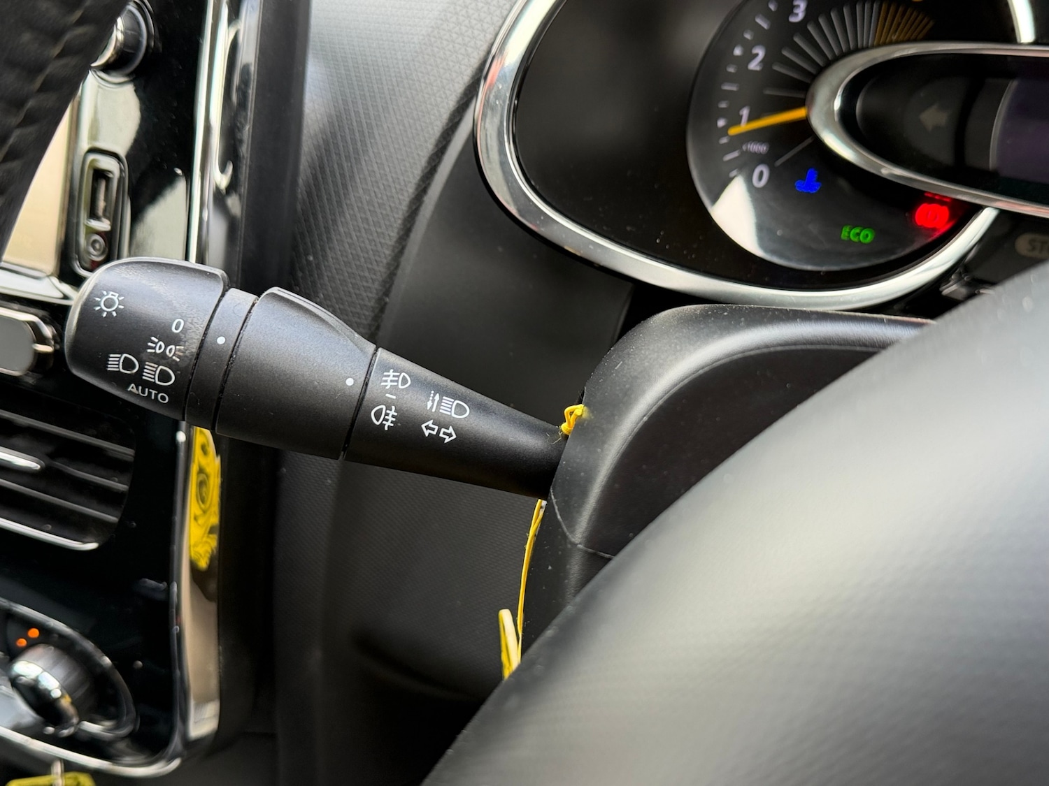 Used Renault Clio 2014 for sale - 78212122: Photo 24