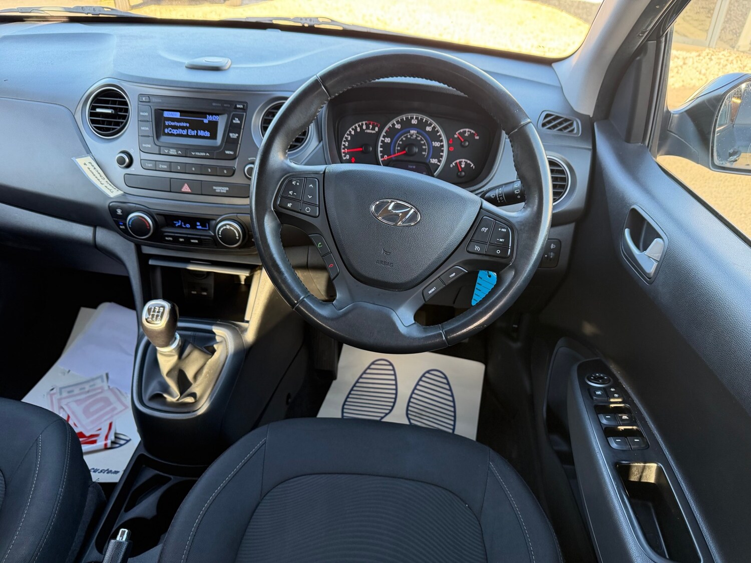 Used Hyundai i10 2017 for sale - 77918304: Photo 12