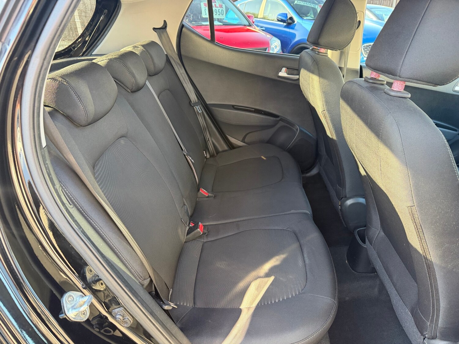 Used Hyundai i10 2017 for sale - 77918304: Photo 15